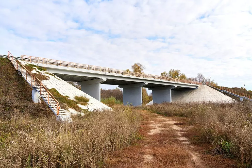 Мост через реку Шады